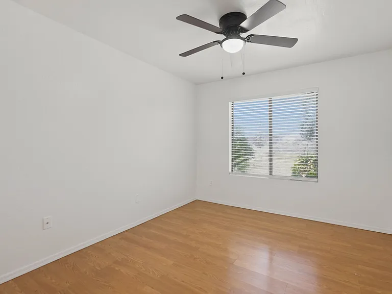 1492 N Saddle St — Photo 18