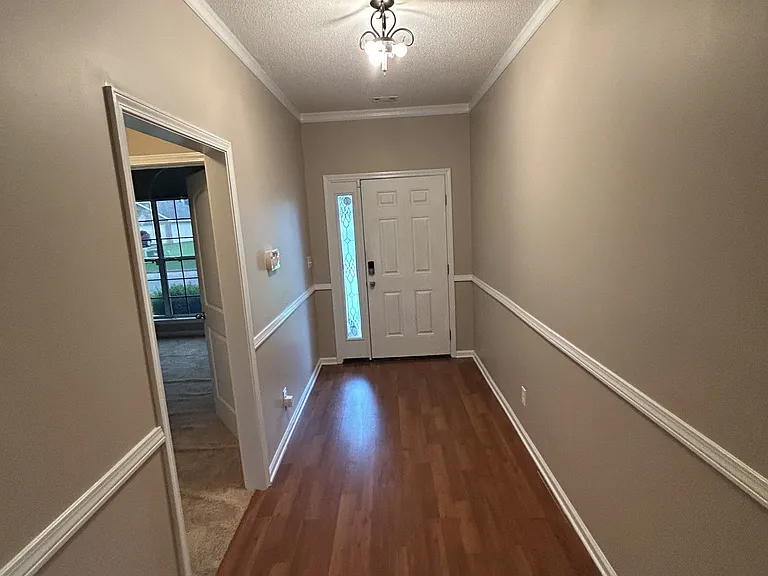 141 Barnes Ct — Photo 15