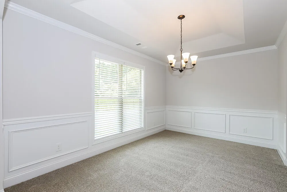 4 bed, 2.5 bath, 2200 sqft, $2,075 — Photo 4