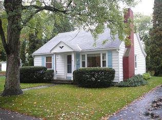 52 N Willow St, East Aurora, NY 14052