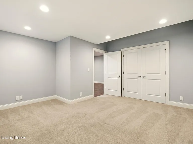 8707 Featherbell Blvd — Photo 44