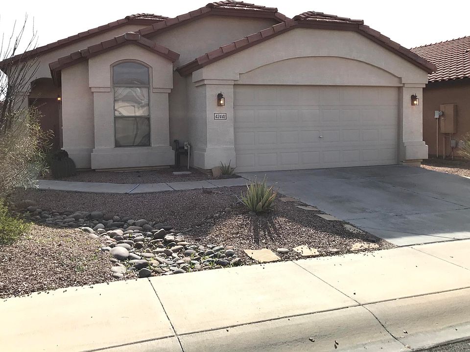 1st image of 42441 W Sparks Dr