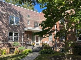 525 Castleton Ave APT 1C, Staten Island, NY 10301