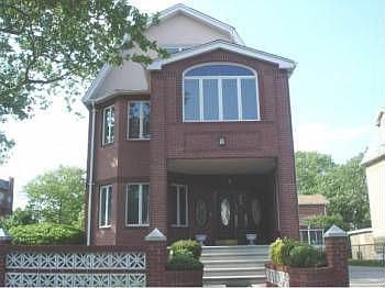 2nd image of 317 Avenue O