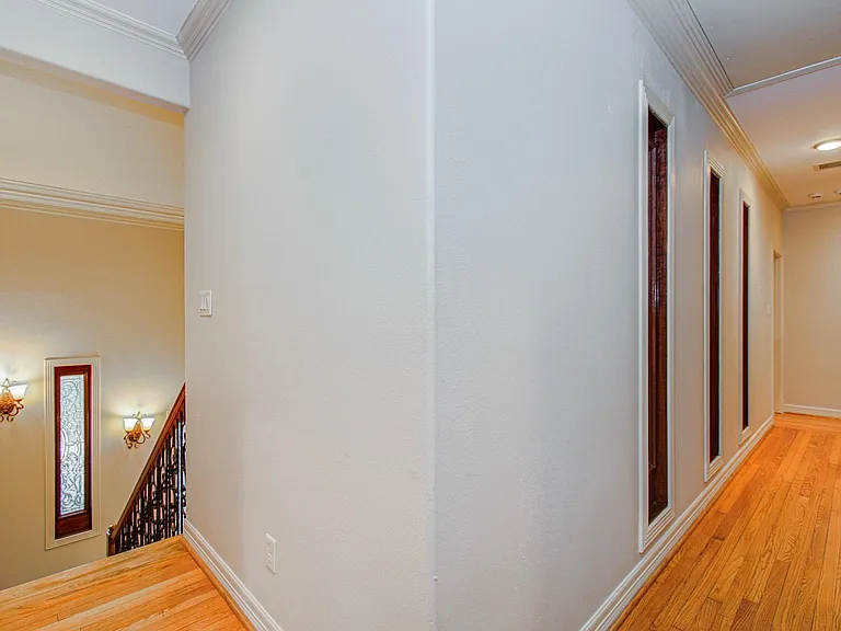 2920 Payson St — Photo 32