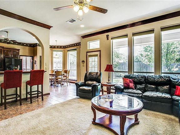 4th image of 6220 Summergrove Dr