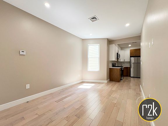5th image of 25-39 38th St #1A