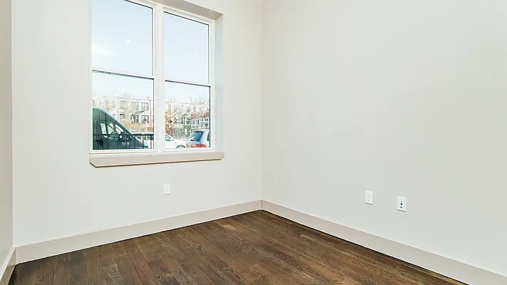 Rented by Nooklyn NYC LLC | media 27