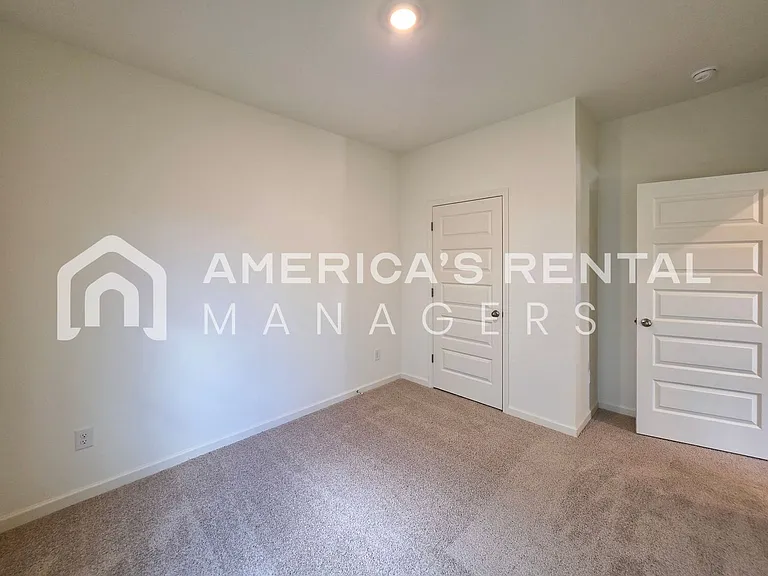 336 Ashland Dr — Photo 15