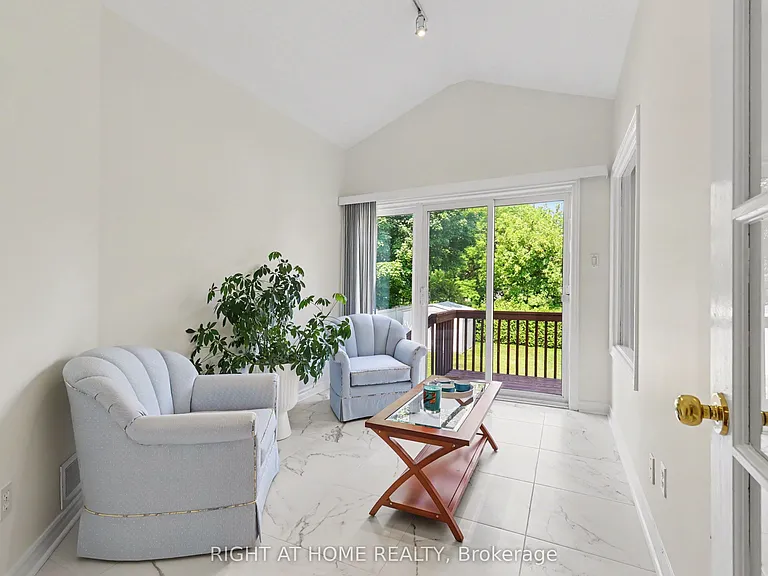 54 Fieldcrest Ave — Photo 14