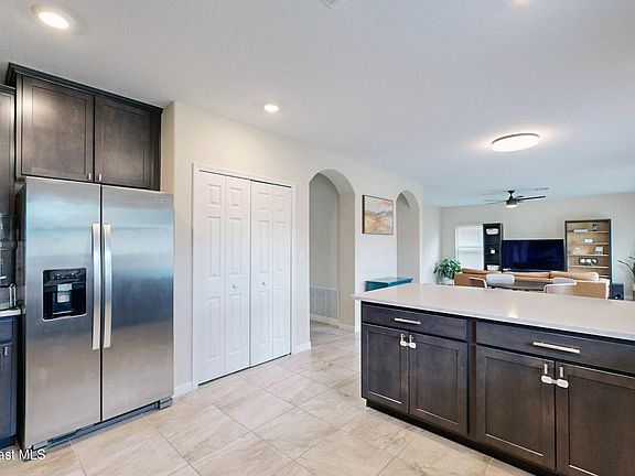 5th image of 4607 Broomsedge Cir