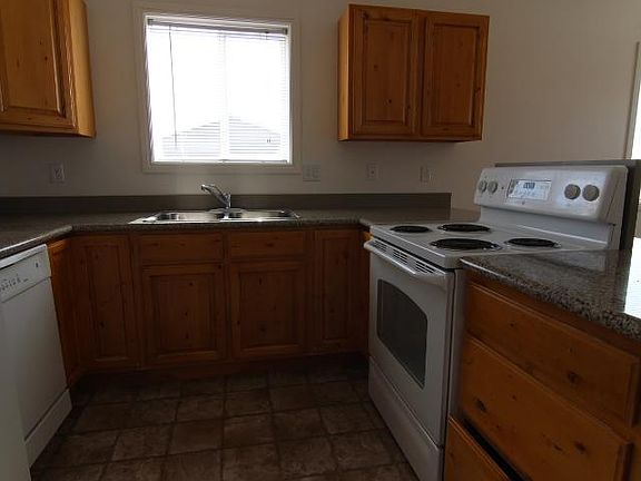 3rd image of 2540 Pumice Dr APT 3