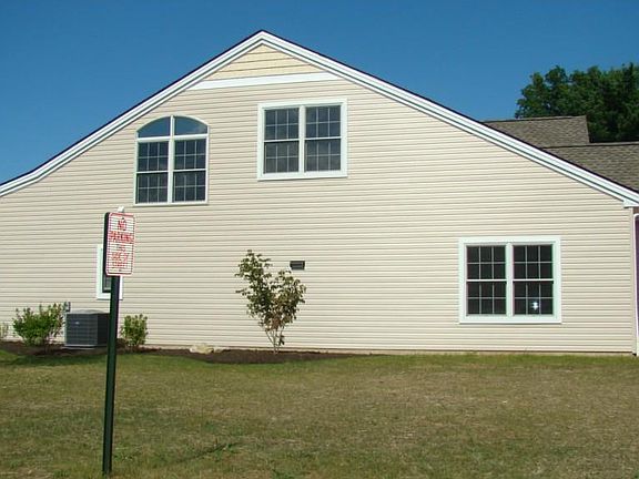3rd image of 1025 Cutters Creek Dr