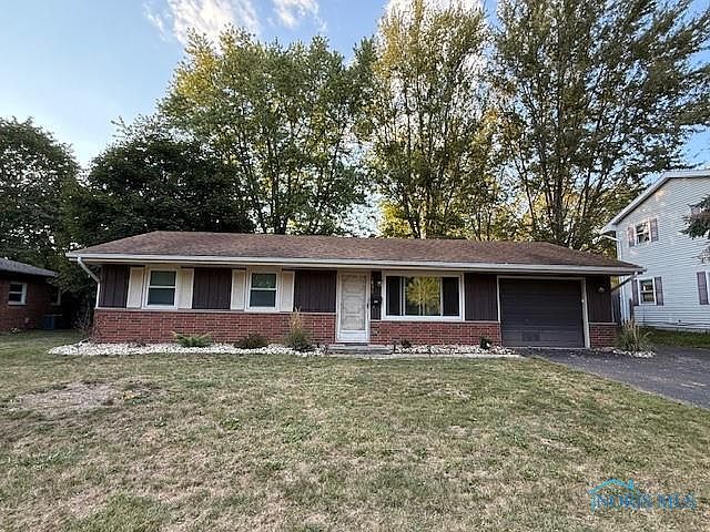 1st image of 1836 Gayle Ln
