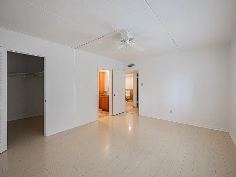 6502 N Central Ave #C103 — Photo 17