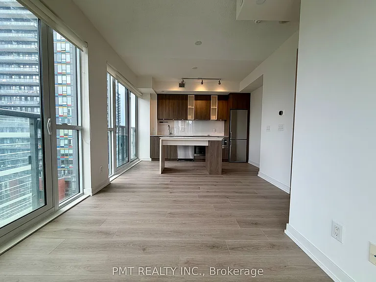 200 Sackville St #1009 — Photo 2