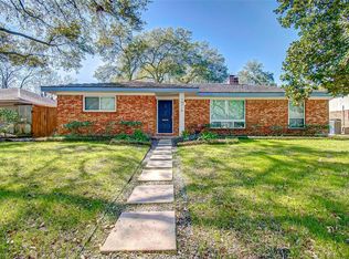 10710 Mullins Dr, Houston, TX 77096