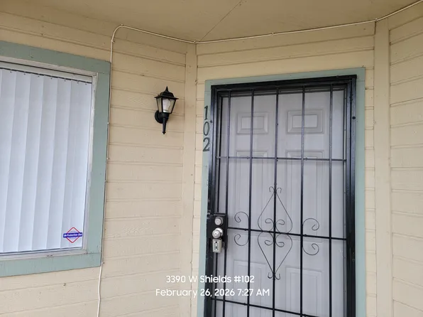 3390 W Shields Ave APT 102, Fresno, CA 93722