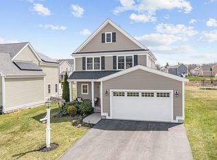 135 Red Fox Run, Wrentham, MA 02093