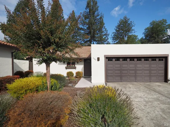 702 Adobe Drive, Santa Rosa, CA 95404
