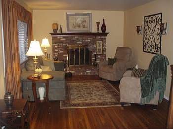 2nd image of 7 Chestnut Ridge Rd