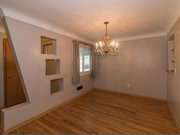4th image of 7448 Bradenton Blvd