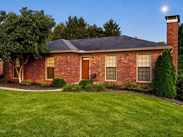 9402 Tiverton Way, Rolling Hills, KY 40242