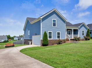 1021 Tulip Dr, Ashland City, TN 37015