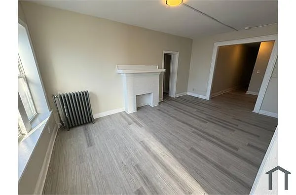Building Photo - 220 Roseville Ave #308