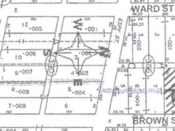 8 Kirkpatrick St, Benton, IL 62812