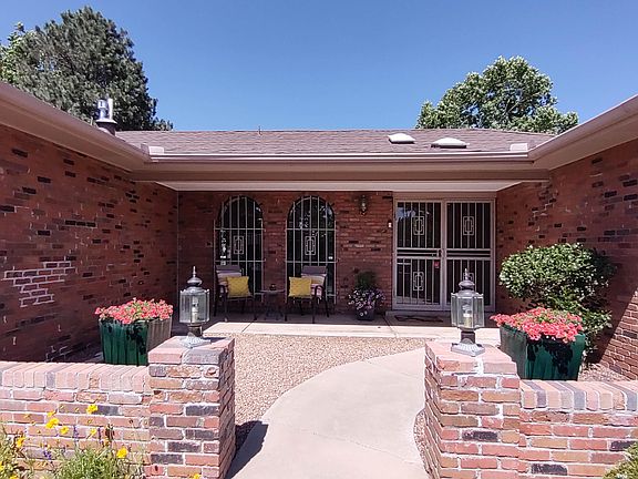 2nd image of 6100 Caminito Ct NE