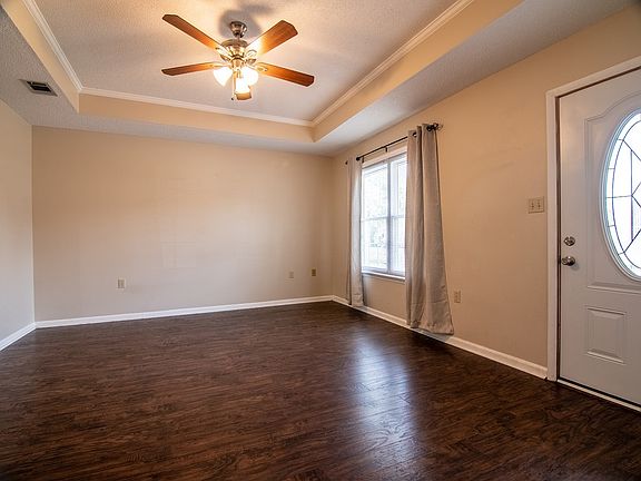 4th image of 204 Palmer Dr