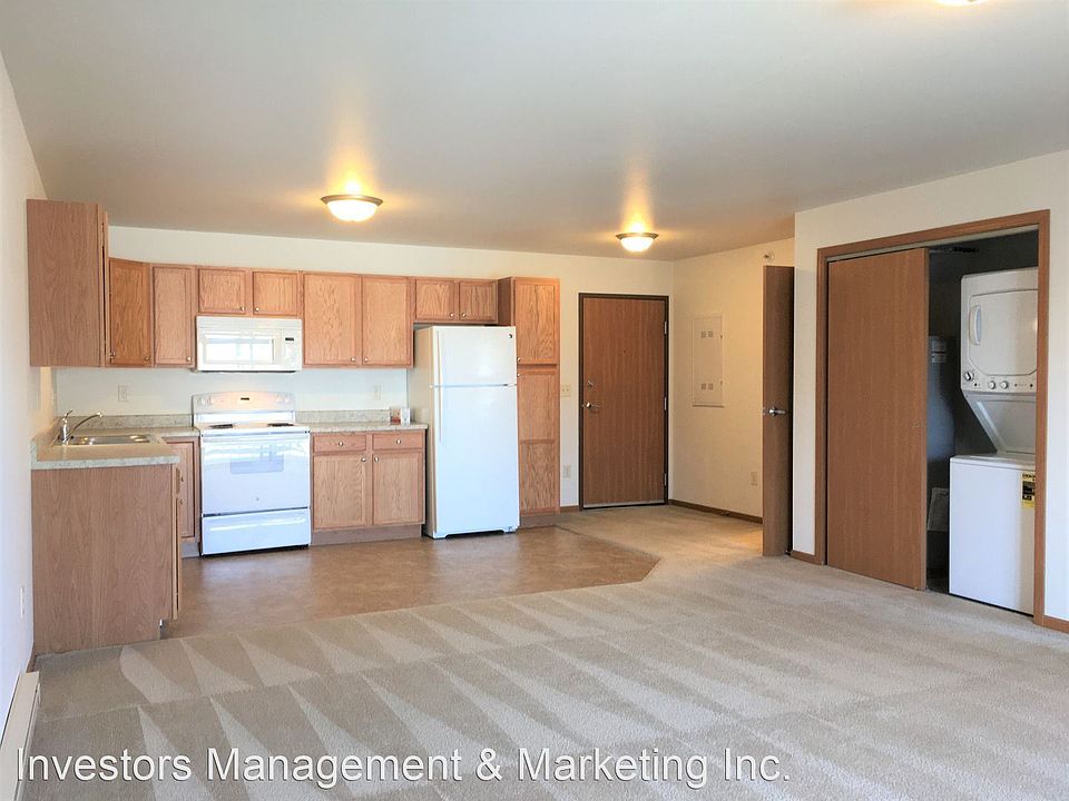 1st image of 2031 33rd St NW #114