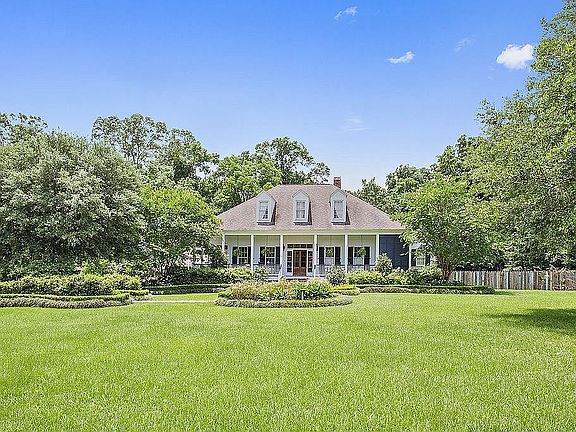 2nd image of 5372 Live Oak Dr