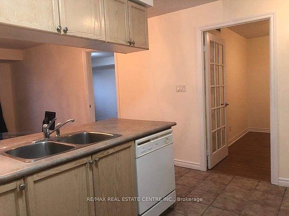 4th image of 3880 Duke Of York Blvd #2409