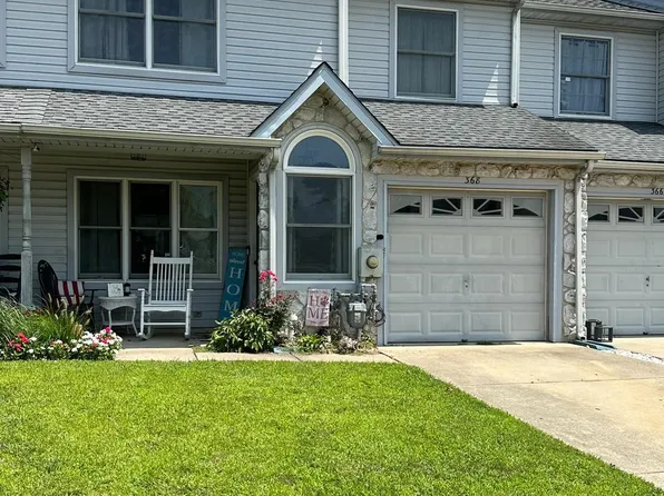 368 Lake Side Dr, Swedesboro, NJ 08085