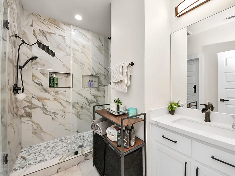 8420A Lanewood Dr — Photo 29