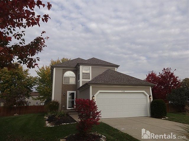 1st image of 728 Bouvier Ct