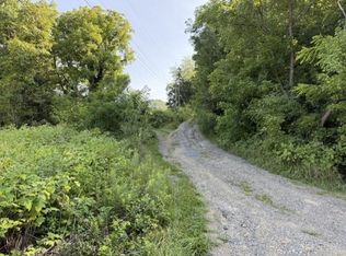 904 Tigertown Dr, Honaker, VA 24260