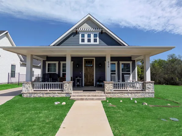 429 Skye Ln, Midlothian, TX 76065