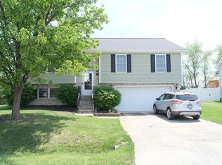 210 Ford Cir, Inwood, WV 25428