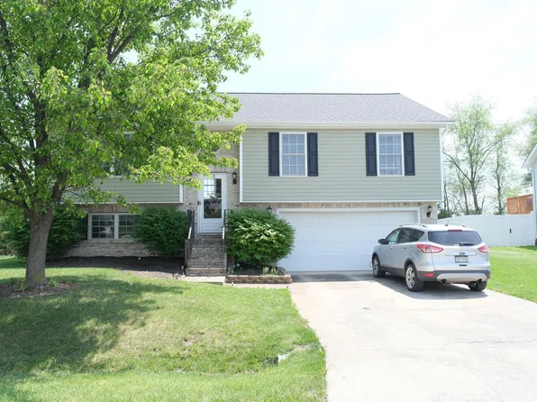 210 Ford Cir, Inwood, WV 25428