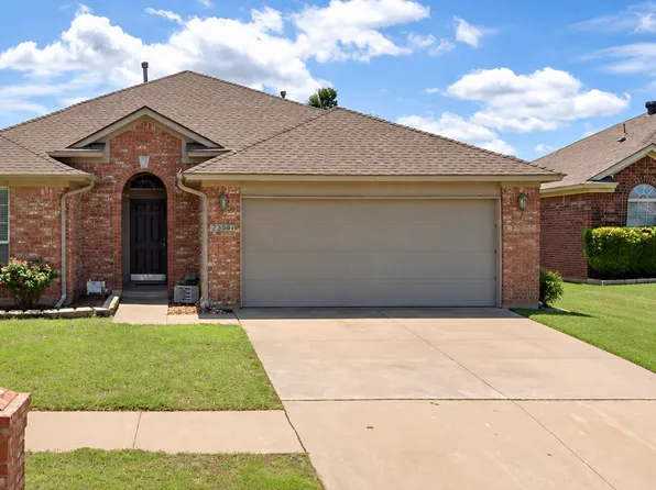 2304 NW 162nd St, Edmond, OK 73013