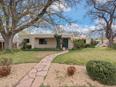 2723 McEarl Ave SE, Albuquerque, NM, 87106