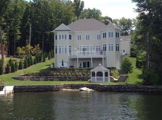 66 Wilderness Dr, Sutton, MA 01590