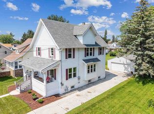 124 School St, Chilton, WI 53014