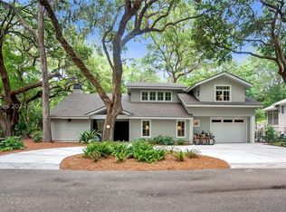 10 Pender Ln, Hilton Head Island, SC 29928