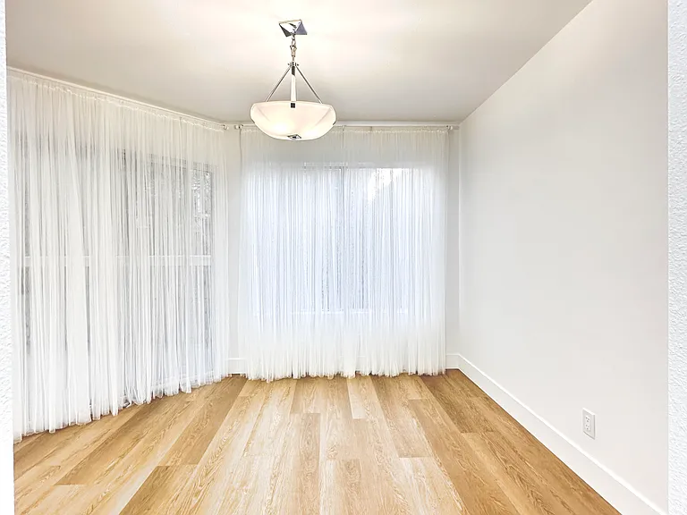 839 N Hayworth Ave #104 — Photo 10