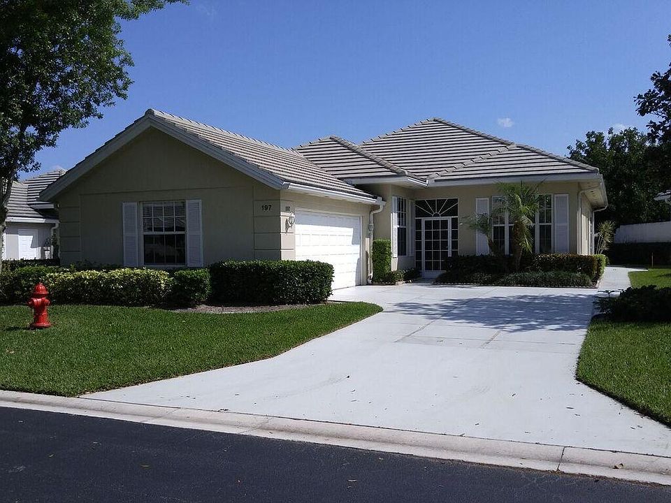 1st image of 197 NW Bentley Cir