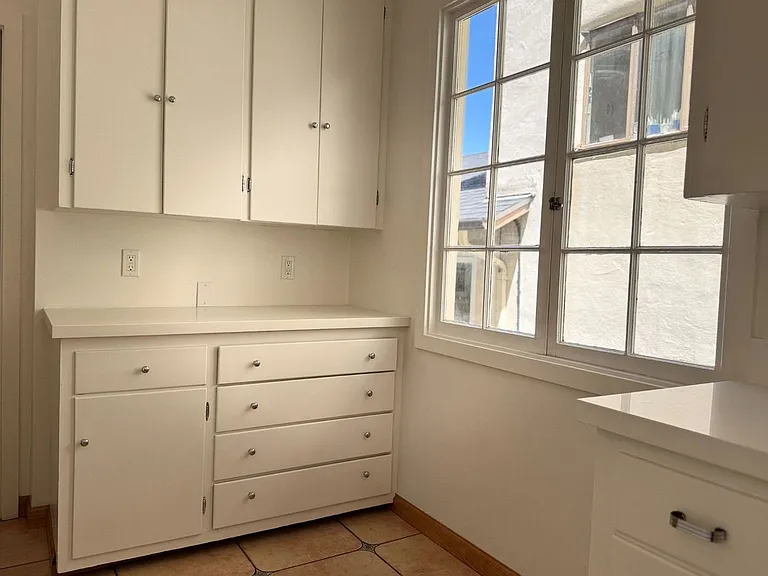 1743 Spruce St — Photo 26